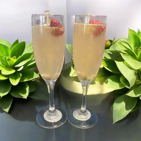 Hand Crafted Champagne Flute Candles - Picture 2 of 7